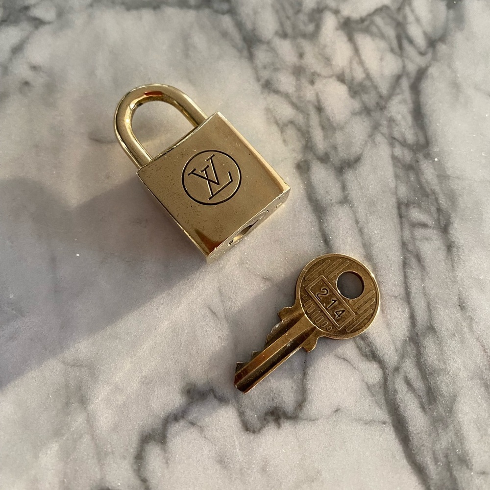 Louis Vuitton Lock & Key -Authentic- 2 series #214 - perfect for Valentine’s Day